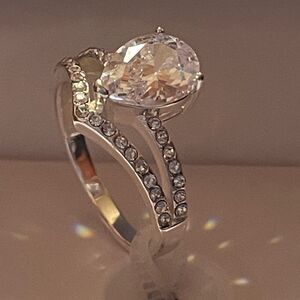 New in box CHARTER CLUB Fine Silver Plate Cubic Zirconia tear drop Ring